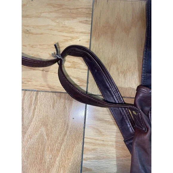 FRYE 100% Genuine Leather Messenger Bag, Dark Brown  (Unisex)  Butter Soft Strap - Picture 10 of 15